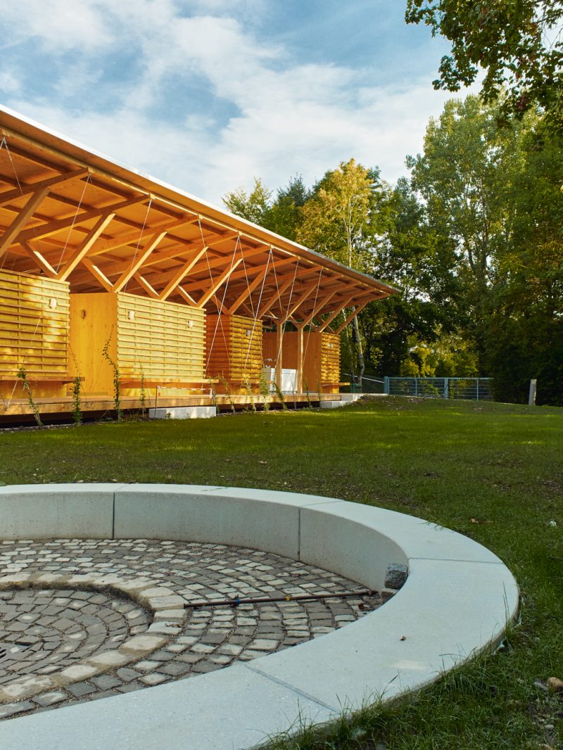 Sanitärgebäude am Jugendzeltplatz auf der Shortlist zum Heinze ArchitektenAWARD 2019